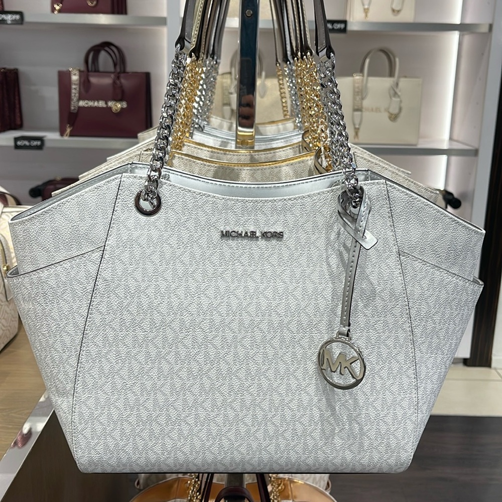 MICHAEL KORS 
Jet Set Travel Large Signature Chain Shoulder Tote Bag
Silver 
NWT
